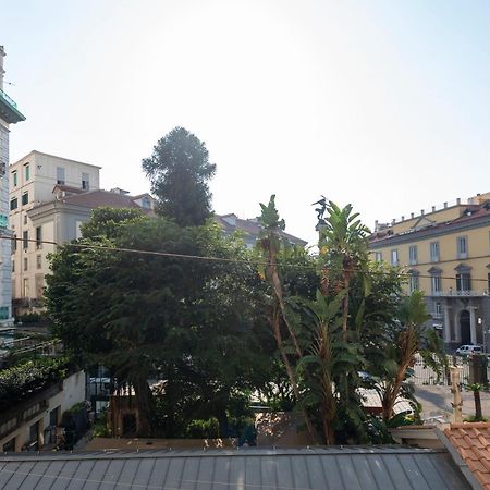 نابولي Well Suites - Piazza Dei Martiri المظهر الخارجي الصورة