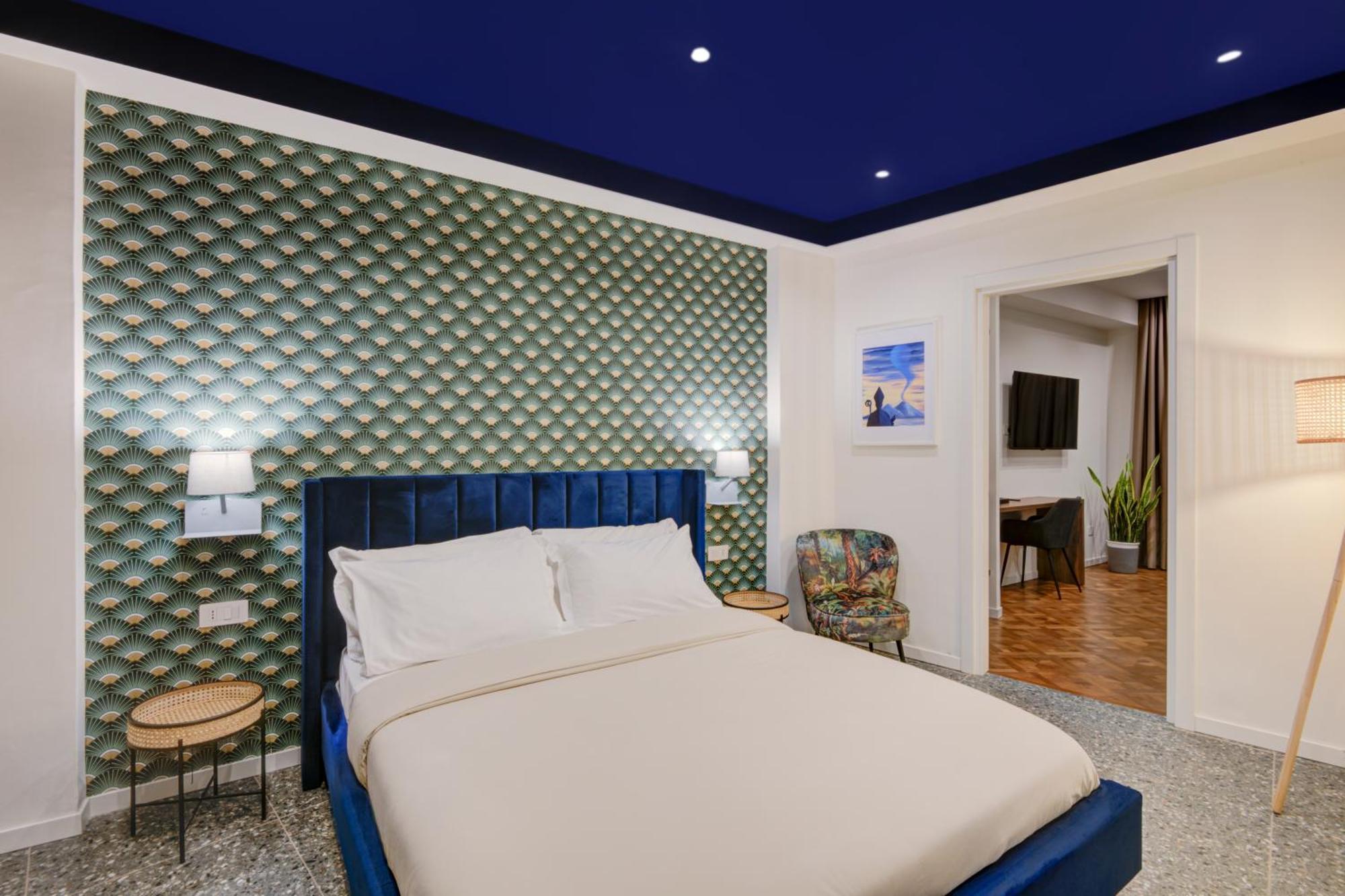 نابولي Well Suites - Piazza Dei Martiri المظهر الخارجي الصورة