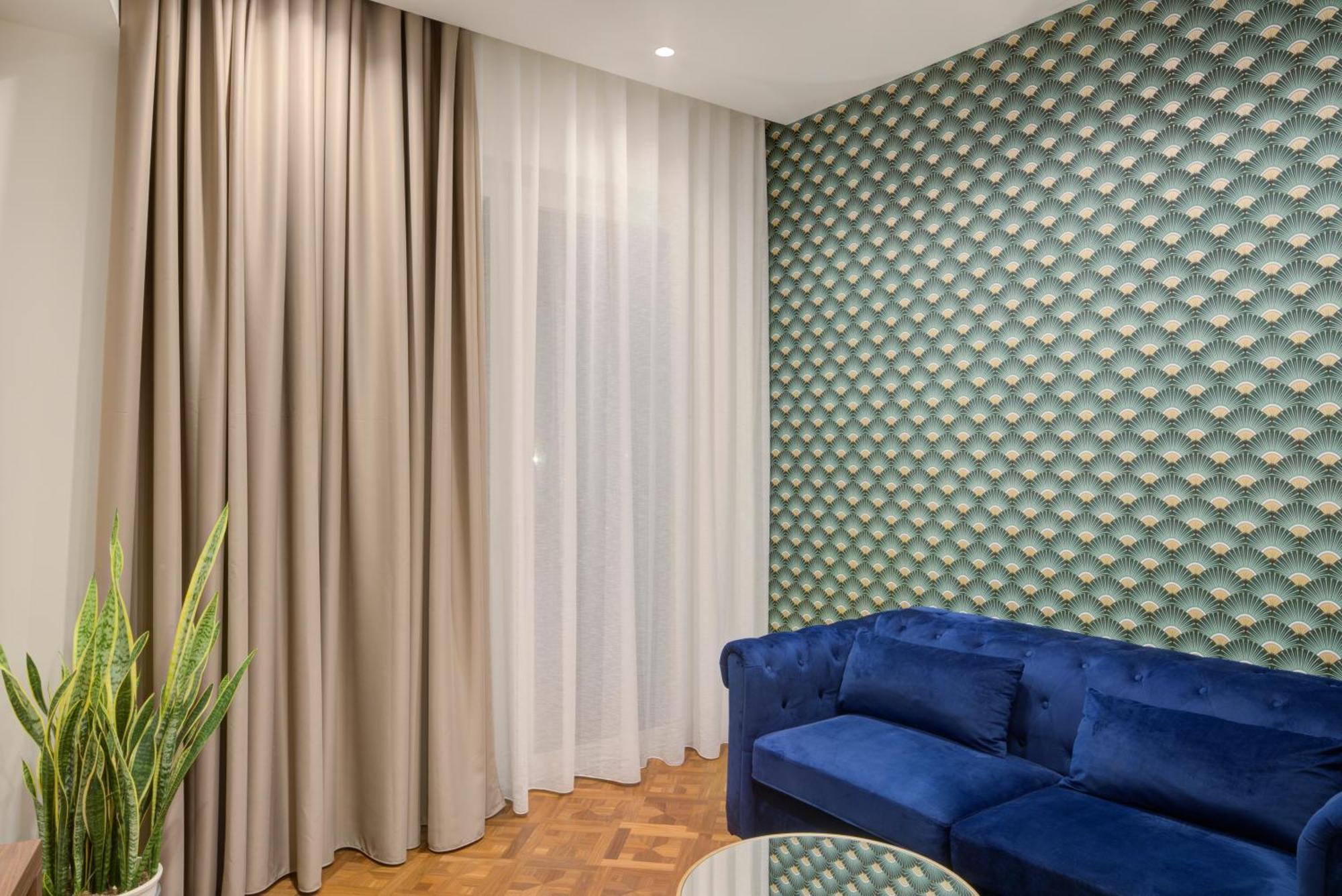 نابولي Well Suites - Piazza Dei Martiri المظهر الخارجي الصورة