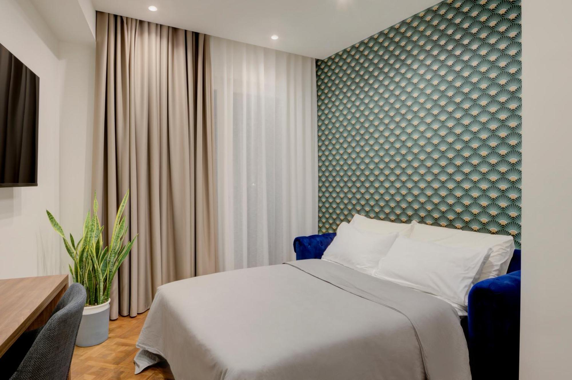 نابولي Well Suites - Piazza Dei Martiri المظهر الخارجي الصورة
