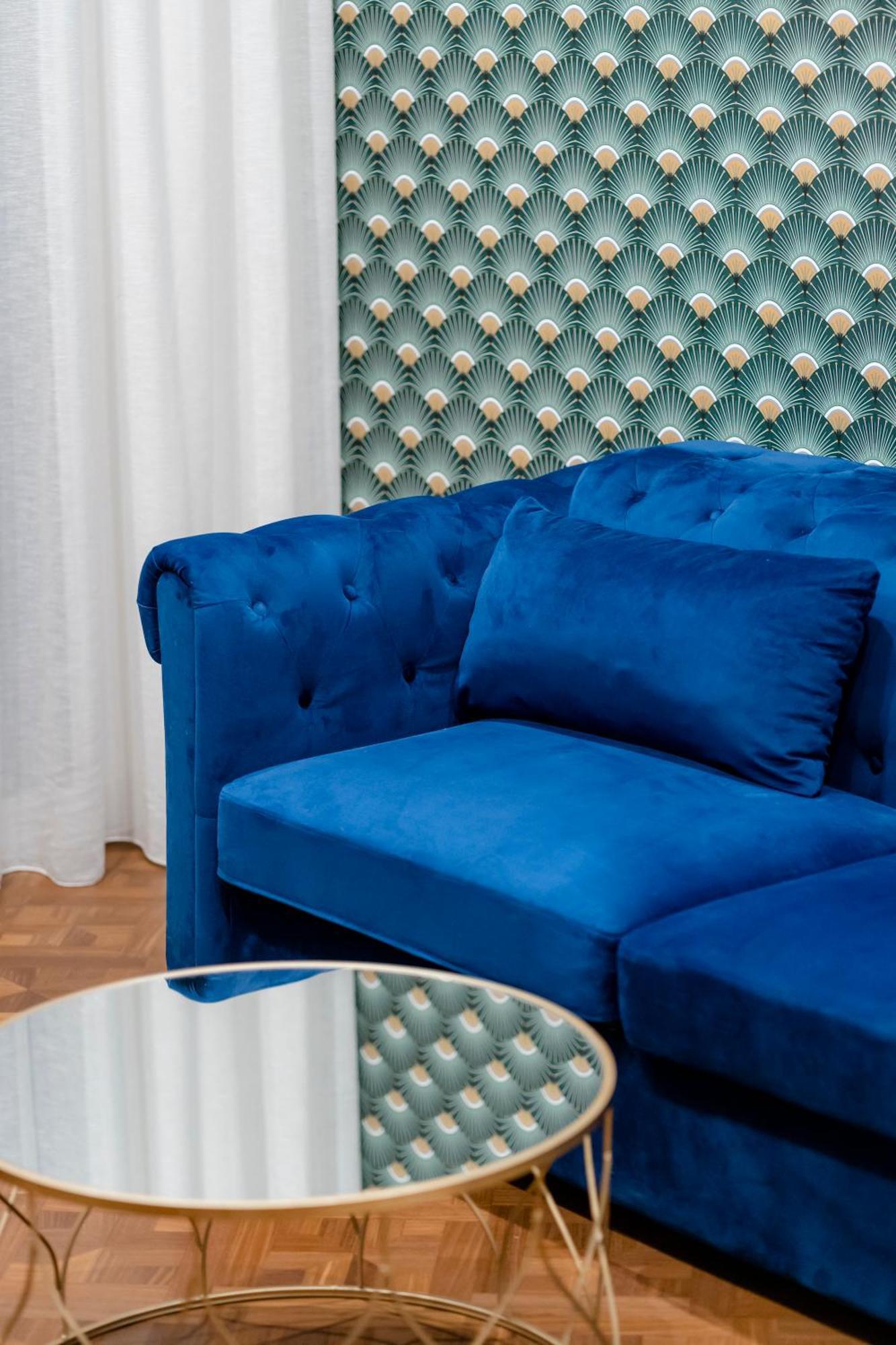 نابولي Well Suites - Piazza Dei Martiri المظهر الخارجي الصورة